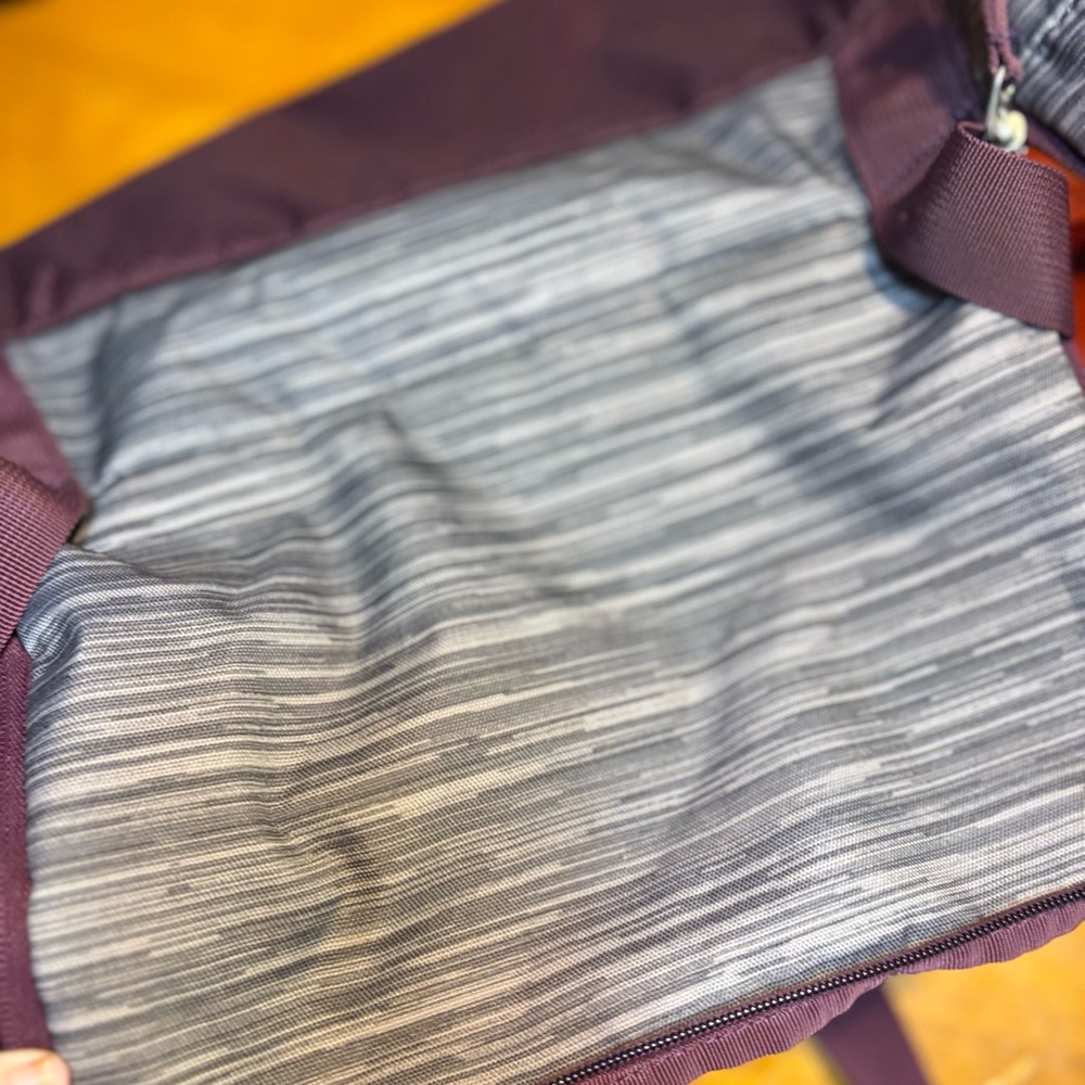 Adidas Squad III duffel bag  purple grey travel - Picture 2 of 15